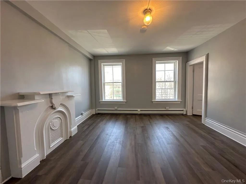 89 Broadway, Newburgh (city), NY, 2 Bedrooms Bedrooms, 5 Rooms Rooms,1 BathroomBathrooms,Residential Lease,For Rent,Broadway,0,955139 89 Broadway, Newburgh (city), NY, 2 Bedrooms Bedrooms, 5 Rooms Rooms,1 BathroomBathrooms,Residential Lease,For Rent,Broadway,0,955139