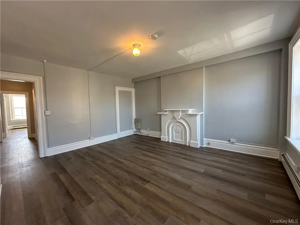 89 Broadway, Newburgh (city), NY, 2 Bedrooms Bedrooms, 5 Rooms Rooms,1 BathroomBathrooms,Residential Lease,For Rent,Broadway,0,955139 89 Broadway, Newburgh (city), NY, 2 Bedrooms Bedrooms, 5 Rooms Rooms,1 BathroomBathrooms,Residential Lease,For Rent,Broadway,0,955139