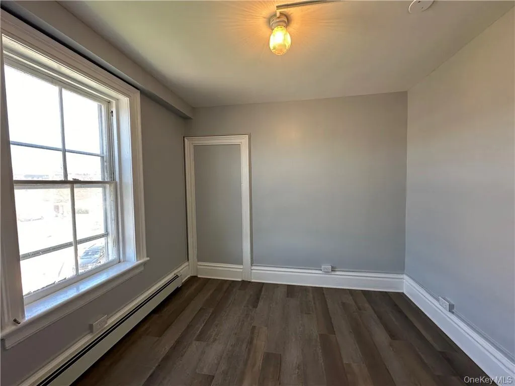 89 Broadway, Newburgh (city), NY, 2 Bedrooms Bedrooms, 5 Rooms Rooms,1 BathroomBathrooms,Residential Lease,For Rent,Broadway,0,955139 89 Broadway, Newburgh (city), NY, 2 Bedrooms Bedrooms, 5 Rooms Rooms,1 BathroomBathrooms,Residential Lease,For Rent,Broadway,0,955139