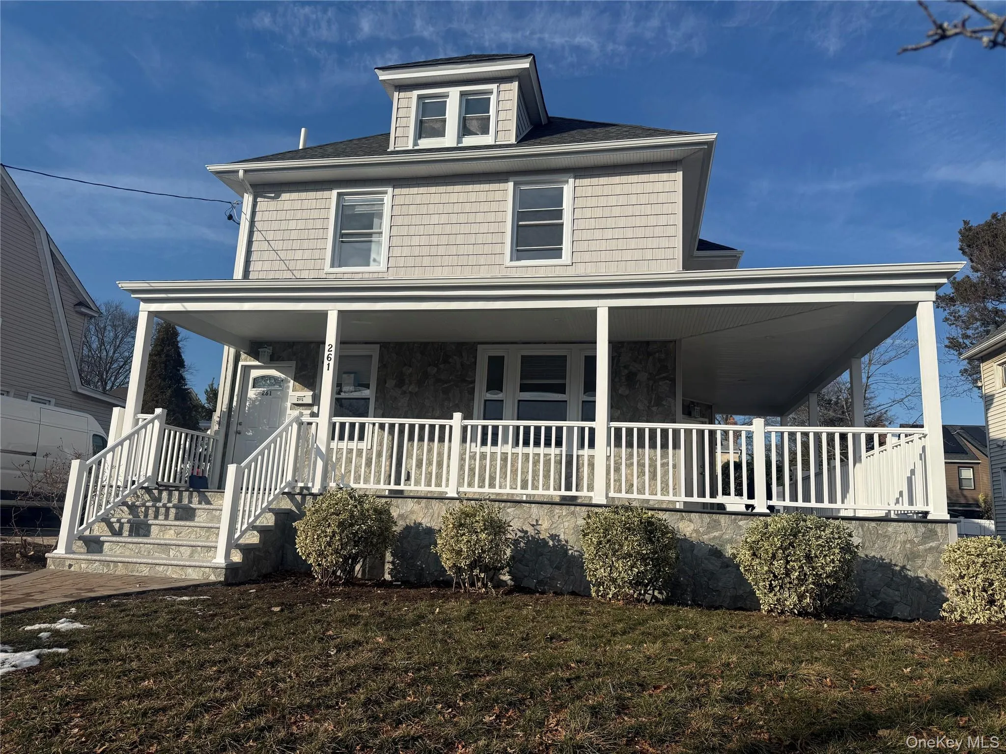 261 Wilson Avenue, North Hempstead, NY, 3 Bedrooms Bedrooms, 5 Rooms Rooms,1 BathroomBathrooms,Residential Lease,For Rent,Wilson,0,955163 261 Wilson Avenue, North Hempstead, NY, 3 Bedrooms Bedrooms, 5 Rooms Rooms,1 BathroomBathrooms,Residential Lease,For Rent,Wilson,0,955163