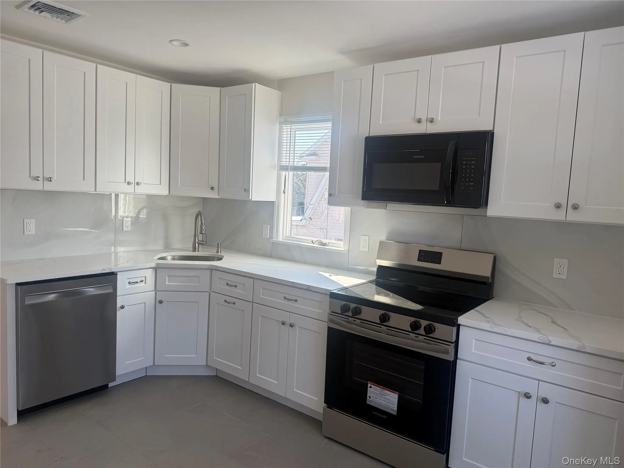 261 Wilson Avenue, North Hempstead, NY, 2 Bedrooms Bedrooms, 4 Rooms Rooms,2 BathroomsBathrooms,Residential Lease,For Rent,Wilson,0,955164 261 Wilson Avenue, North Hempstead, NY, 2 Bedrooms Bedrooms, 4 Rooms Rooms,2 BathroomsBathrooms,Residential Lease,For Rent,Wilson,0,955164