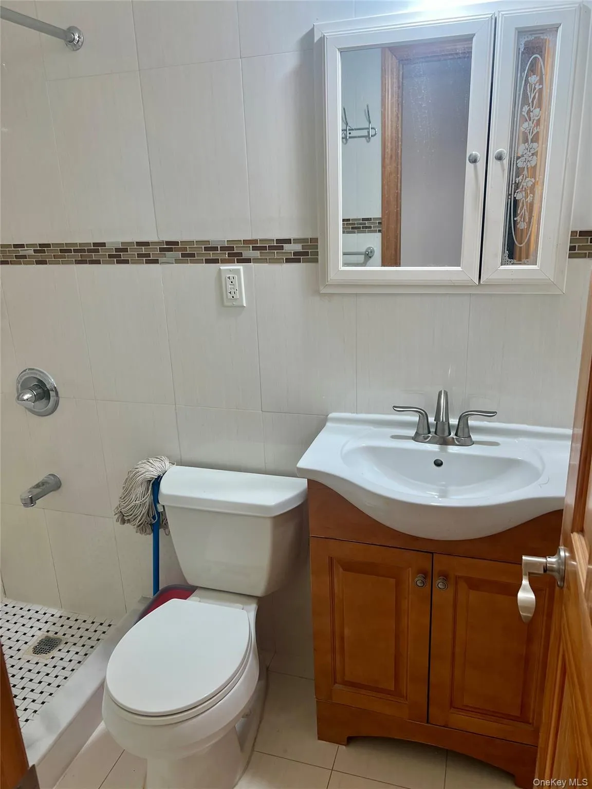 14842 59th Avenue, New York, NY, 4 Bedrooms Bedrooms, 6 Rooms Rooms,3 BathroomsBathrooms,Residential Lease,Idx,59th,0,955195 14842 59th Avenue, New York, NY, 4 Bedrooms Bedrooms, 6 Rooms Rooms,3 BathroomsBathrooms,Residential Lease,Idx,59th,0,955195