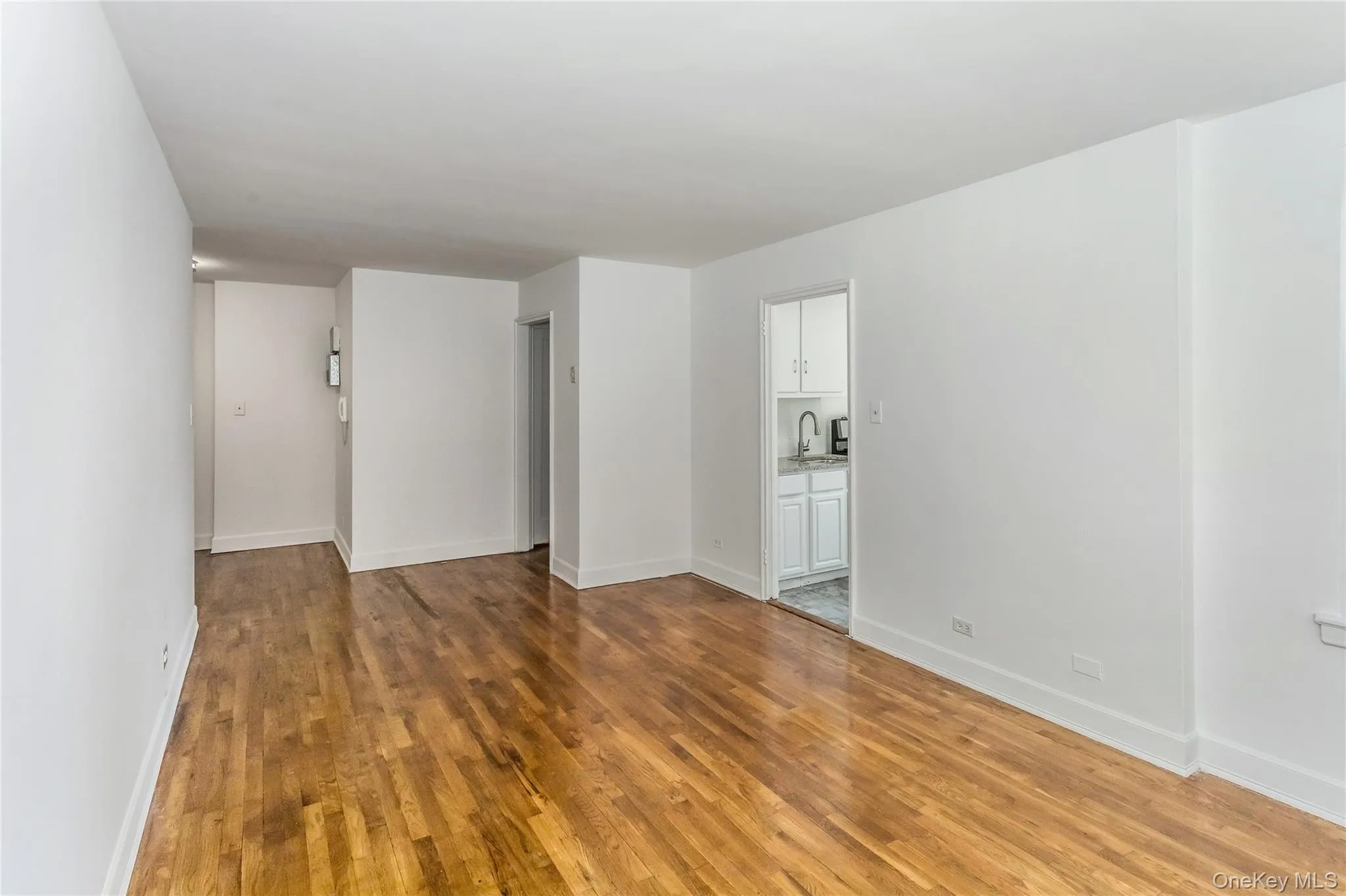 33-26 82nd Street, New York, NY, 1 Bedroom Bedrooms, 3 Rooms Rooms,1 BathroomBathrooms,Residential Lease,Idx,82nd,0,955199 33-26 82nd Street, New York, NY, 1 Bedroom Bedrooms, 3 Rooms Rooms,1 BathroomBathrooms,Residential Lease,Idx,82nd,0,955199