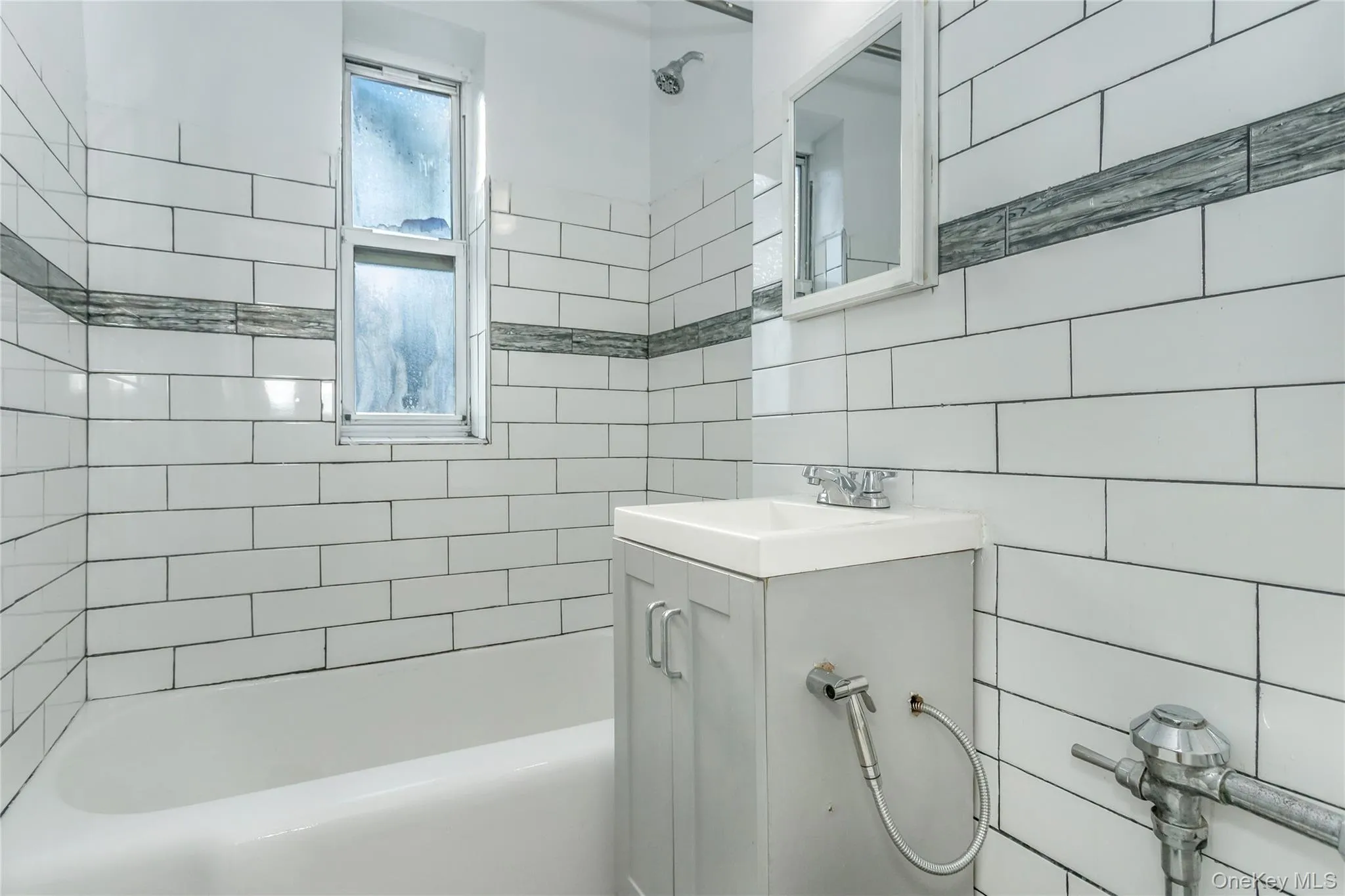 33-26 82nd Street, New York, NY, 1 Bedroom Bedrooms, 3 Rooms Rooms,1 BathroomBathrooms,Residential Lease,Idx,82nd,0,955199 33-26 82nd Street, New York, NY, 1 Bedroom Bedrooms, 3 Rooms Rooms,1 BathroomBathrooms,Residential Lease,Idx,82nd,0,955199