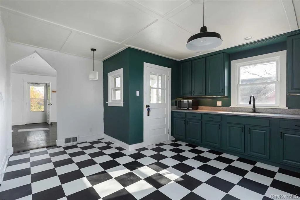 460 Lasher Road, Clermont, NY, 2 Bedrooms Bedrooms, 7 Rooms Rooms,1 BathroomBathrooms,Residential Lease,Idx,Lasher,0,955206 460 Lasher Road, Clermont, NY, 2 Bedrooms Bedrooms, 7 Rooms Rooms,1 BathroomBathrooms,Residential Lease,Idx,Lasher,0,955206