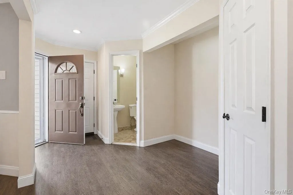 305 Glenwood Drive, Ossining, NY, 4 Bedrooms Bedrooms, 7 Rooms Rooms,3 BathroomsBathrooms,Residential Lease,For Rent,Glenwood,0,955226 305 Glenwood Drive, Ossining, NY, 4 Bedrooms Bedrooms, 7 Rooms Rooms,3 BathroomsBathrooms,Residential Lease,For Rent,Glenwood,0,955226