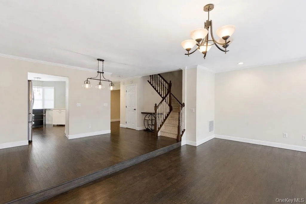 305 Glenwood Drive, Ossining, NY, 4 Bedrooms Bedrooms, 7 Rooms Rooms,3 BathroomsBathrooms,Residential Lease,For Rent,Glenwood,0,955226 305 Glenwood Drive, Ossining, NY, 4 Bedrooms Bedrooms, 7 Rooms Rooms,3 BathroomsBathrooms,Residential Lease,For Rent,Glenwood,0,955226