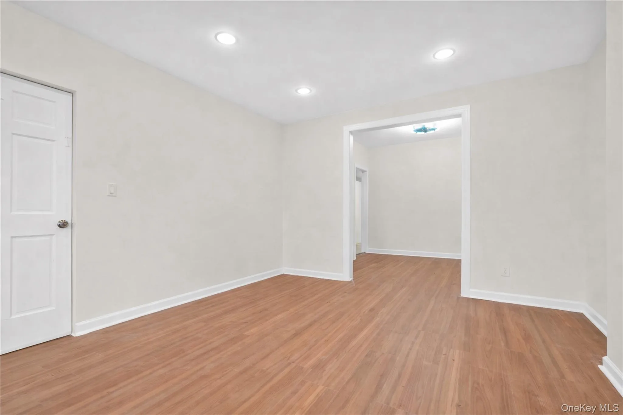 123-16 Hillside Avenue, New York, NY, 3 Bedrooms Bedrooms, 5 Rooms Rooms,1 BathroomBathrooms,Residential Lease,Idx,Hillside,0,955287 123-16 Hillside Avenue, New York, NY, 3 Bedrooms Bedrooms, 5 Rooms Rooms,1 BathroomBathrooms,Residential Lease,Idx,Hillside,0,955287