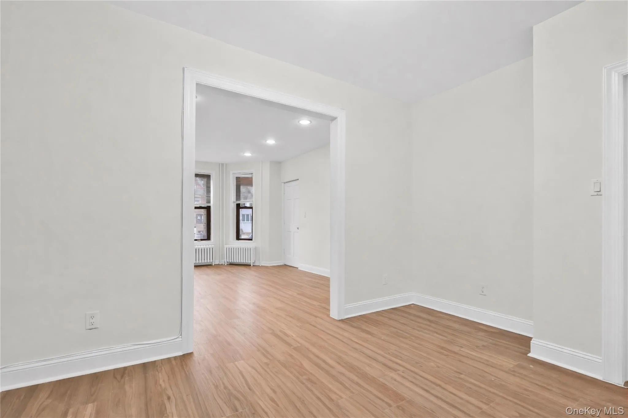 123-16 Hillside Avenue, New York, NY, 3 Bedrooms Bedrooms, 5 Rooms Rooms,1 BathroomBathrooms,Residential Lease,Idx,Hillside,0,955287 123-16 Hillside Avenue, New York, NY, 3 Bedrooms Bedrooms, 5 Rooms Rooms,1 BathroomBathrooms,Residential Lease,Idx,Hillside,0,955287