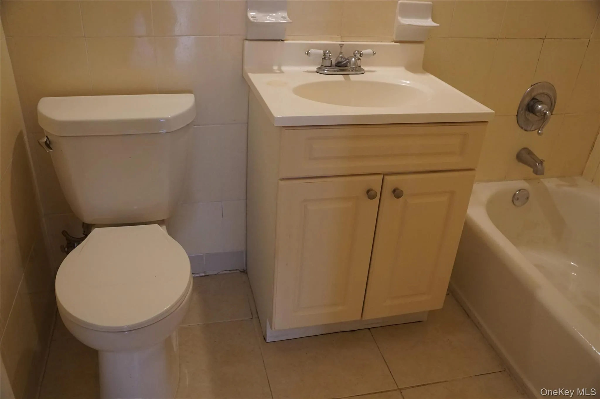 1332 Metropolitan Avenue, New York, NY, 2 Bedrooms Bedrooms, 4 Rooms Rooms,1 BathroomBathrooms,Residential,For Rent,Metropolitan,0,955293 1332 Metropolitan Avenue, New York, NY, 2 Bedrooms Bedrooms, 4 Rooms Rooms,1 BathroomBathrooms,Residential,For Rent,Metropolitan,0,955293