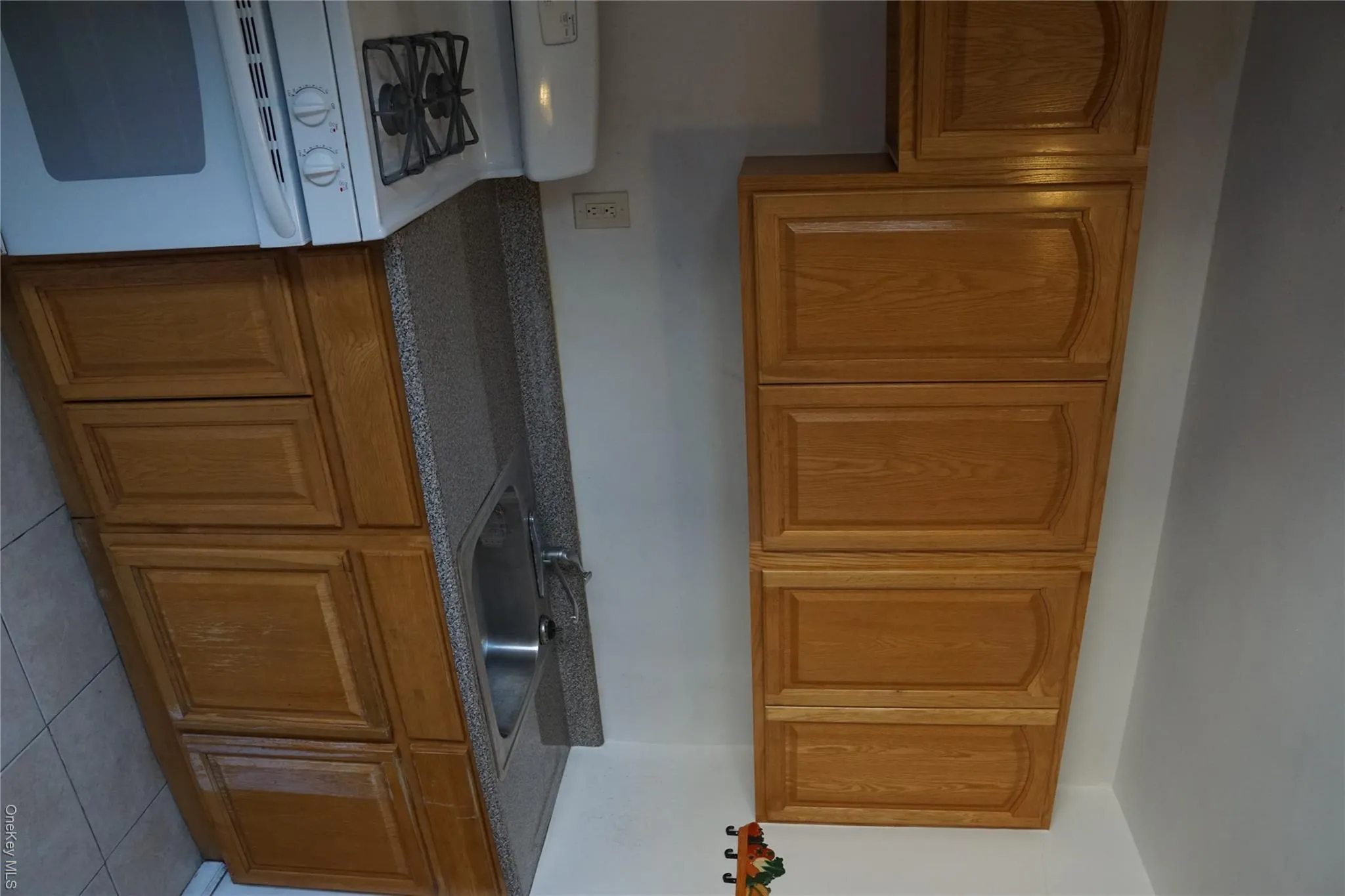 1332 Metropolitan Avenue, New York, NY, 2 Bedrooms Bedrooms, 4 Rooms Rooms,1 BathroomBathrooms,Residential,For Rent,Metropolitan,0,955293 1332 Metropolitan Avenue, New York, NY, 2 Bedrooms Bedrooms, 4 Rooms Rooms,1 BathroomBathrooms,Residential,For Rent,Metropolitan,0,955293