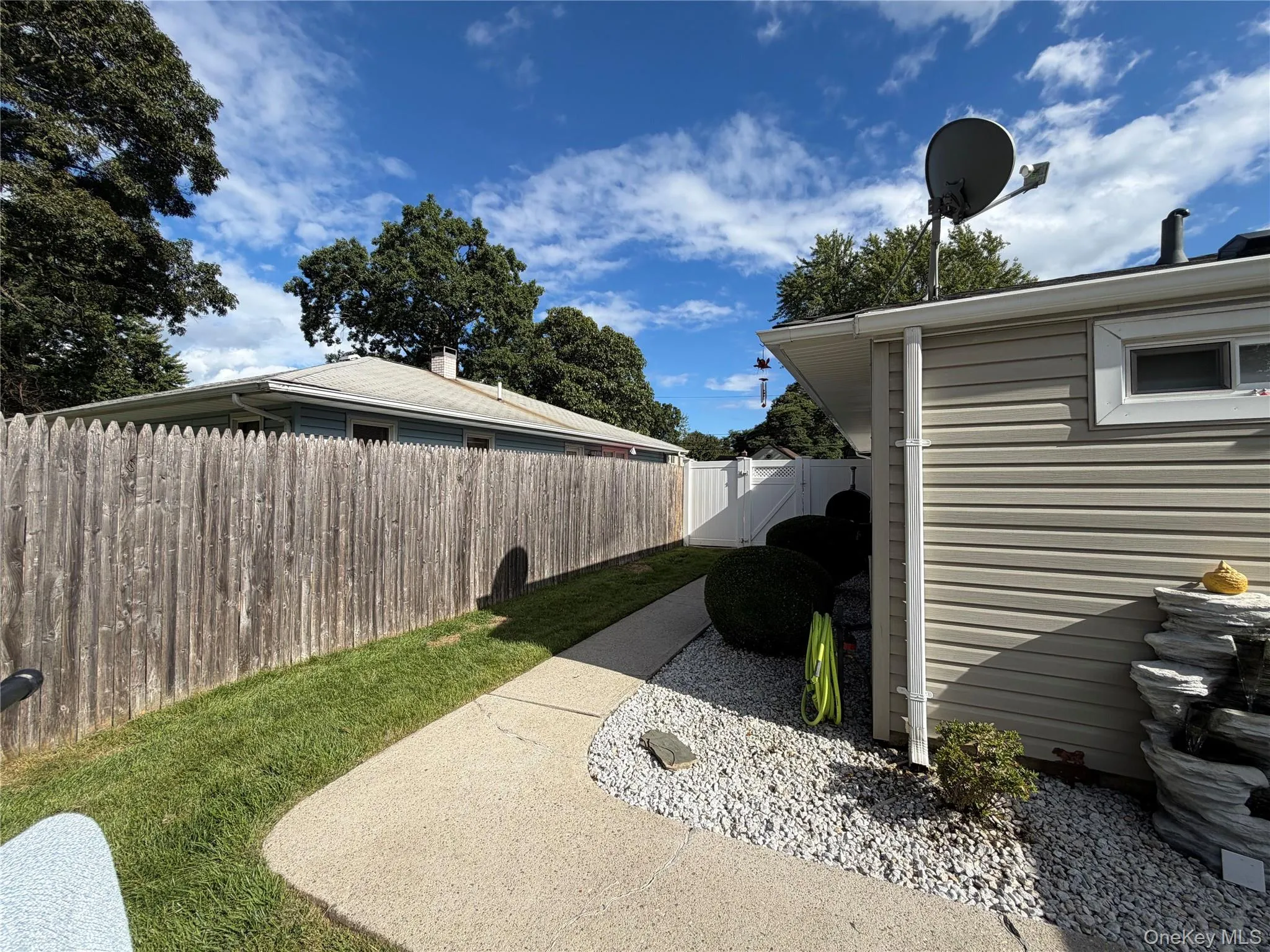 31 Brushwood Drive, Brookhaven, NY, 3 Bedrooms Bedrooms, 6 Rooms Rooms,2 BathroomsBathrooms,Residential,For Rent,Brushwood,0,955296 31 Brushwood Drive, Brookhaven, NY, 3 Bedrooms Bedrooms, 6 Rooms Rooms,2 BathroomsBathrooms,Residential,For Rent,Brushwood,0,955296