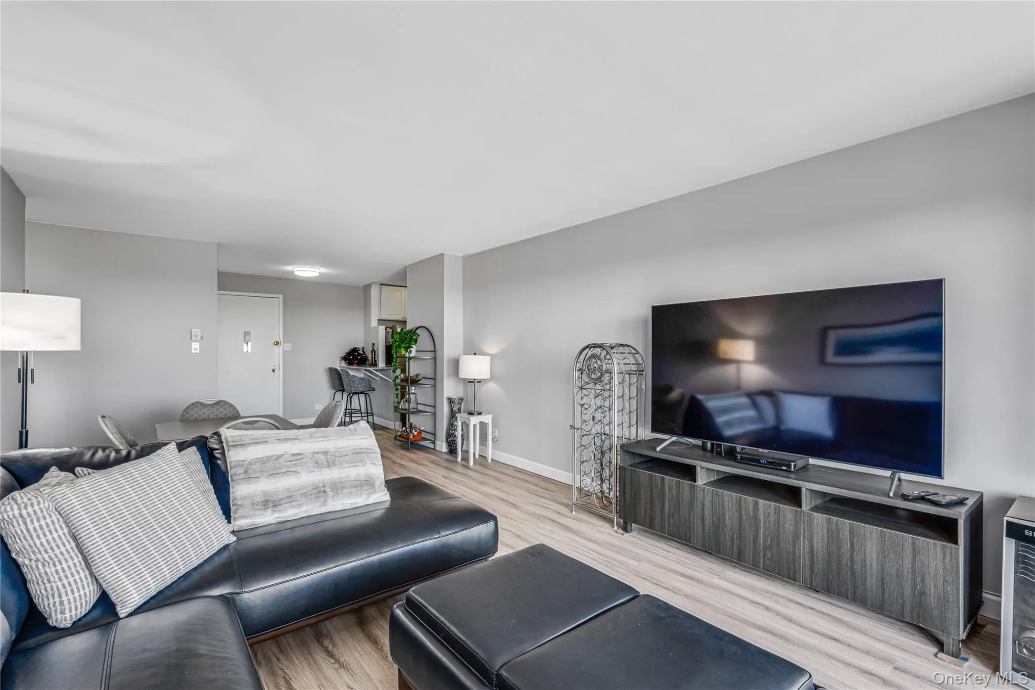 18-15 215th Street, New York, NY, 1 Bedroom Bedrooms, 4 Rooms Rooms,1 BathroomBathrooms,Residential,For Rent,215th,0,955304 18-15 215th Street, New York, NY, 1 Bedroom Bedrooms, 4 Rooms Rooms,1 BathroomBathrooms,Residential,For Rent,215th,0,955304