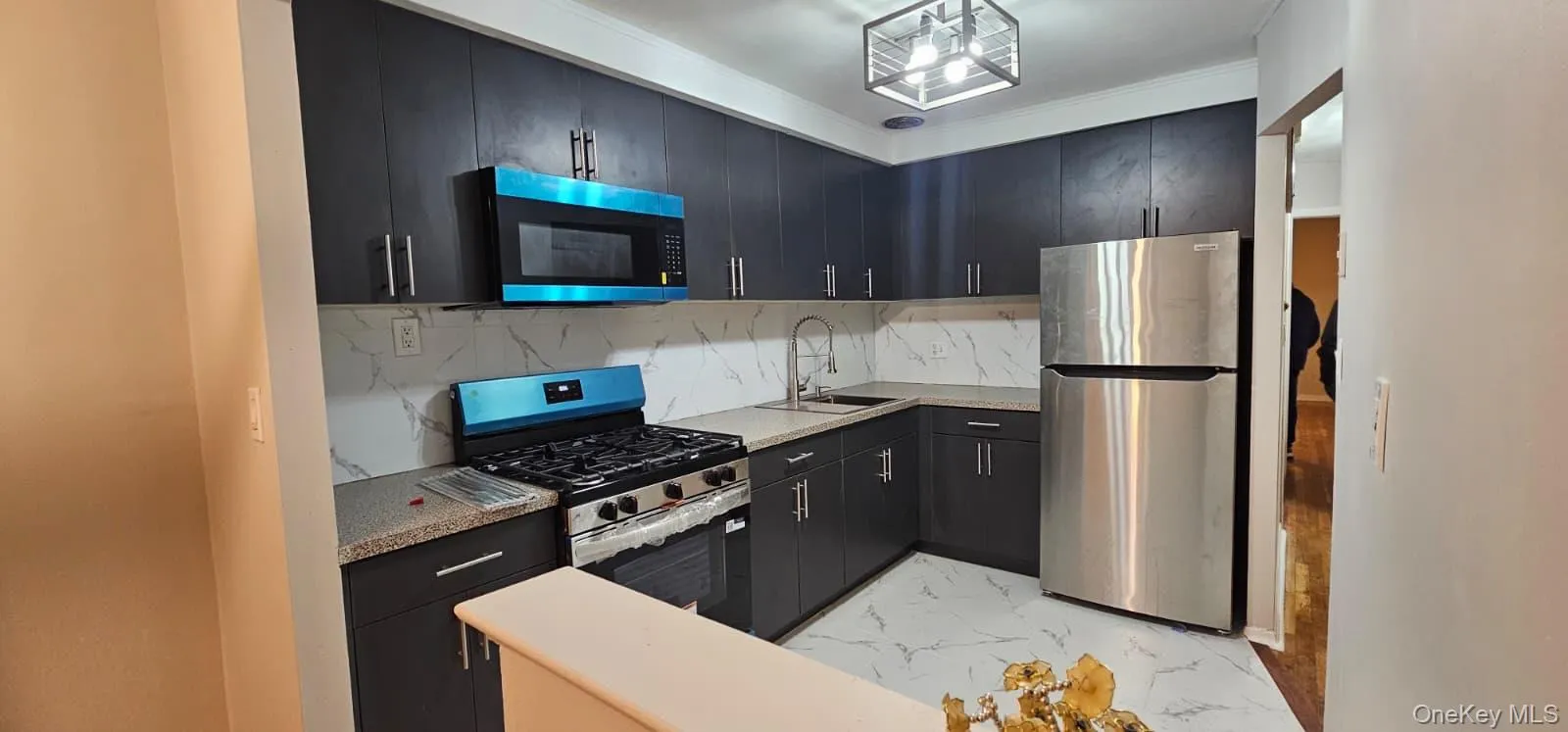 26016 Hillside Avenue, New York, NY, 2 Bedrooms Bedrooms, 5 Rooms Rooms,1 BathroomBathrooms,Residential Lease,For Rent,Hillside,0,955309 26016 Hillside Avenue, New York, NY, 2 Bedrooms Bedrooms, 5 Rooms Rooms,1 BathroomBathrooms,Residential Lease,For Rent,Hillside,0,955309