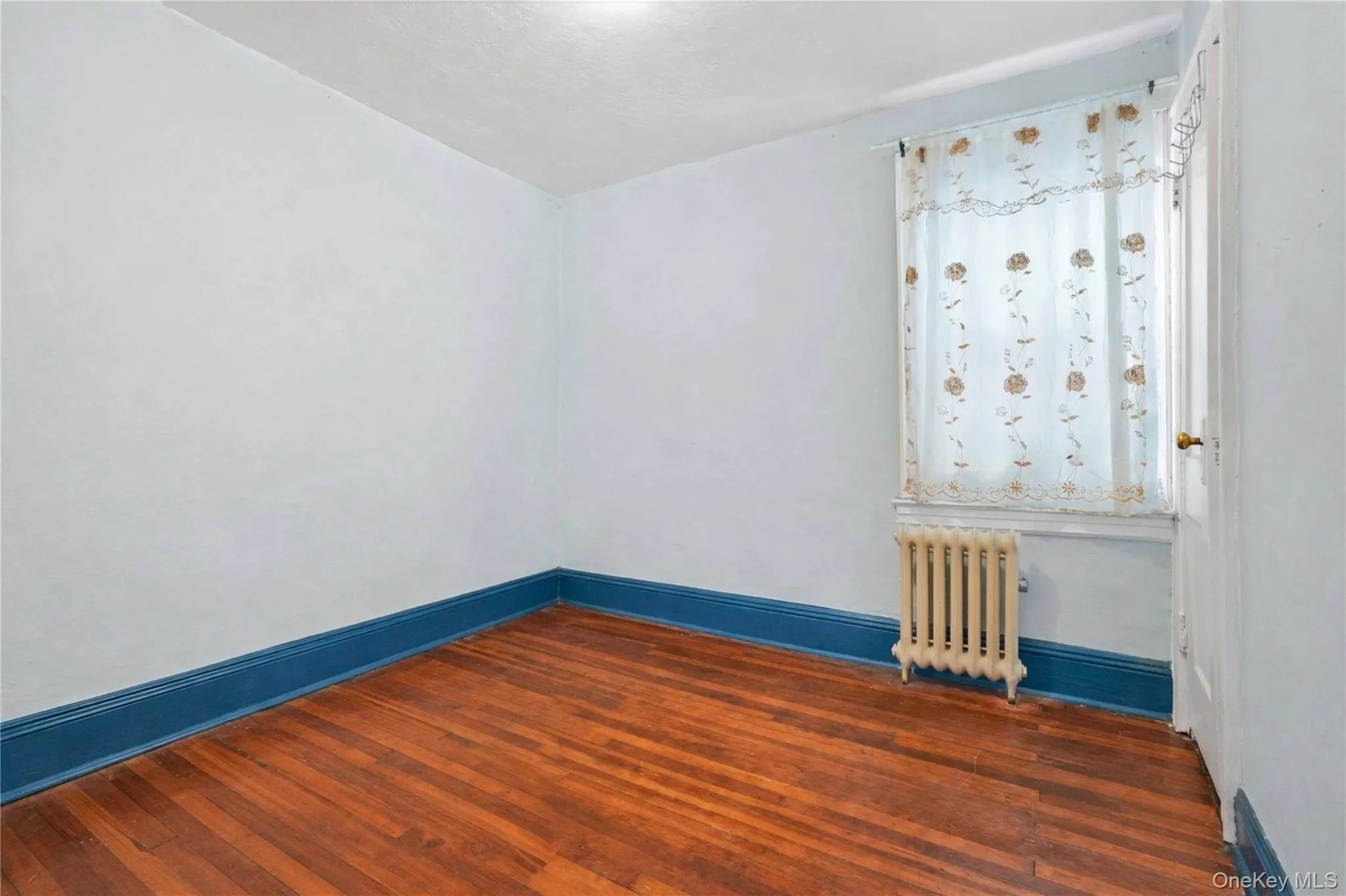 8060 162nd Street, New York, NY, 4 Bedrooms Bedrooms, 7 Rooms Rooms,2 BathroomsBathrooms,Residential,For Rent,162nd,0,955322 8060 162nd Street, New York, NY, 4 Bedrooms Bedrooms, 7 Rooms Rooms,2 BathroomsBathrooms,Residential,For Rent,162nd,0,955322