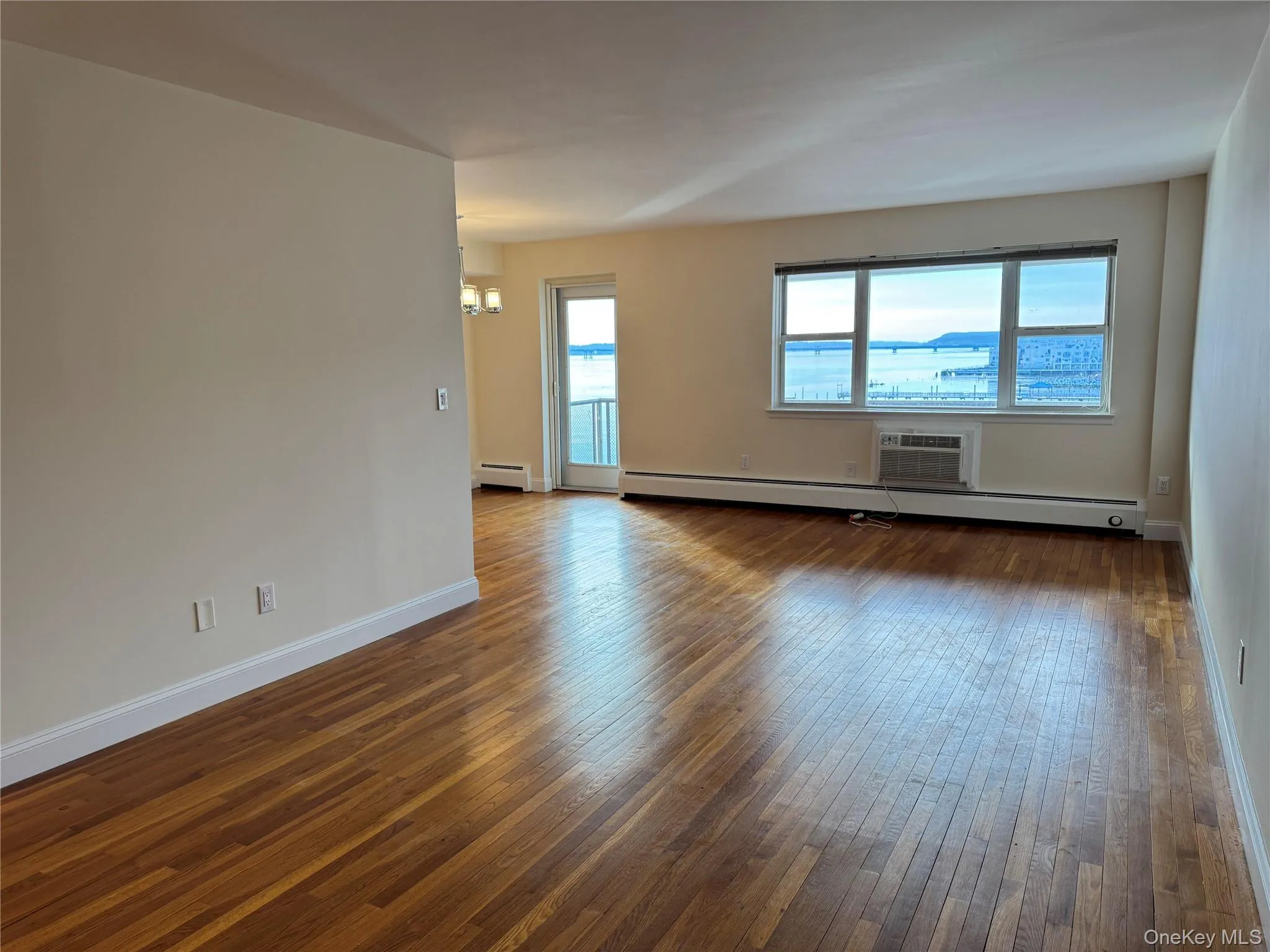 Hardwood floors Hardwood floors