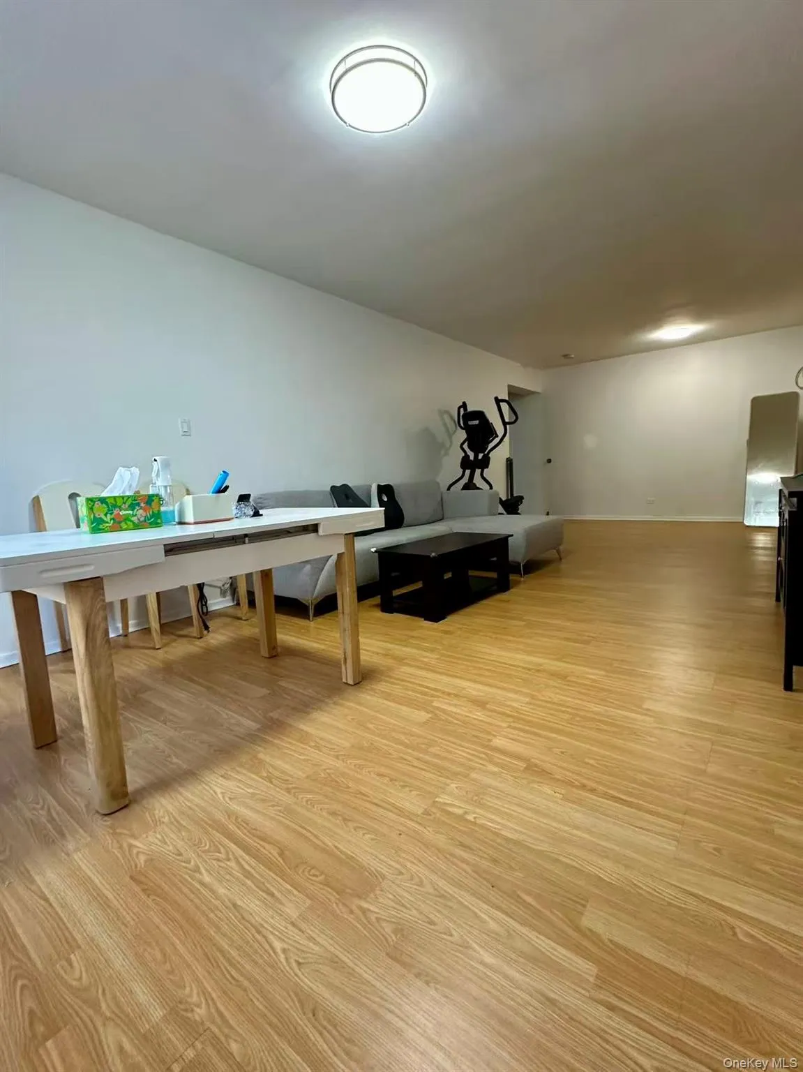 42-40 Bowne Street, New York, NY, 2 Bedrooms Bedrooms, 5 Rooms Rooms,1 BathroomBathrooms,Residential Lease,Idx,Bowne,0,955353 42-40 Bowne Street, New York, NY, 2 Bedrooms Bedrooms, 5 Rooms Rooms,1 BathroomBathrooms,Residential Lease,Idx,Bowne,0,955353