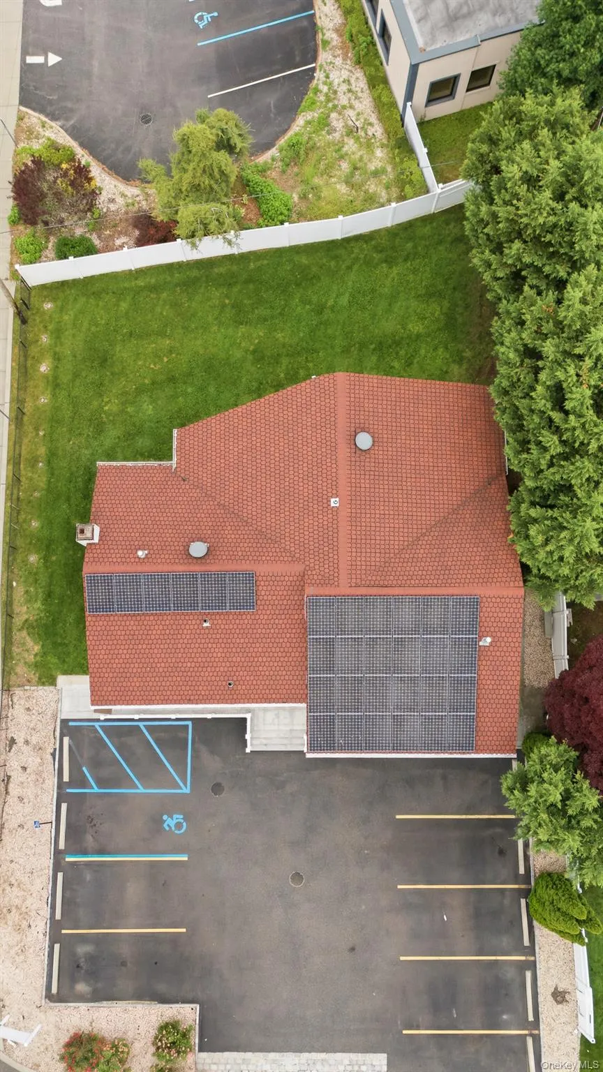 1 Arrowood Lane Lane, Huntington, NY, 5 Bedrooms Bedrooms, 11 Rooms Rooms,1 BathroomBathrooms,Residential,For Rent,Arrowood Lane,0,955356 1 Arrowood Lane Lane, Huntington, NY, 5 Bedrooms Bedrooms, 11 Rooms Rooms,1 BathroomBathrooms,Residential,For Rent,Arrowood Lane,0,955356
