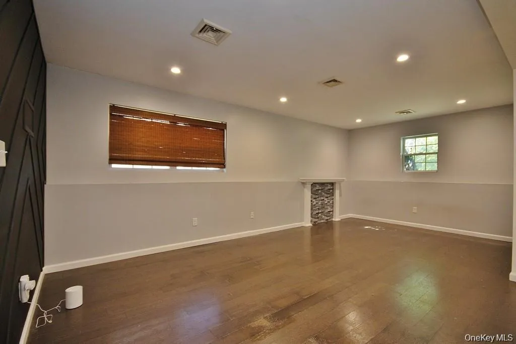 346 Angelo Drive, Montgomery, NY, 4 Bedrooms Bedrooms, 7 Rooms Rooms,2 BathroomsBathrooms,Residential Lease,Idx,Angelo,0,955358 346 Angelo Drive, Montgomery, NY, 4 Bedrooms Bedrooms, 7 Rooms Rooms,2 BathroomsBathrooms,Residential Lease,Idx,Angelo,0,955358