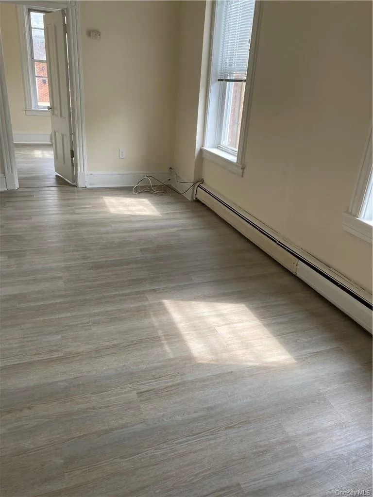 8 Franklin Avenue, Orangetown, NY, 1 Bedroom Bedrooms, 4 Rooms Rooms,1 BathroomBathrooms,Residential Lease,For Rent,Franklin,0,955398 8 Franklin Avenue, Orangetown, NY, 1 Bedroom Bedrooms, 4 Rooms Rooms,1 BathroomBathrooms,Residential Lease,For Rent,Franklin,0,955398