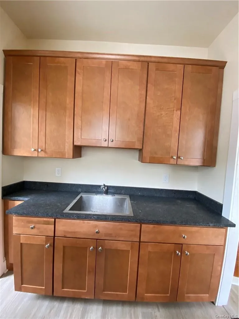 8 Franklin Avenue, Orangetown, NY, 1 Bedroom Bedrooms, 4 Rooms Rooms,1 BathroomBathrooms,Residential Lease,For Rent,Franklin,0,955398 8 Franklin Avenue, Orangetown, NY, 1 Bedroom Bedrooms, 4 Rooms Rooms,1 BathroomBathrooms,Residential Lease,For Rent,Franklin,0,955398