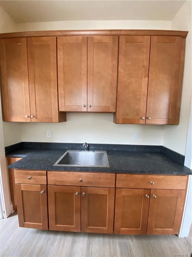 8 Franklin Avenue, Orangetown, NY, 1 Bedroom Bedrooms, 4 Rooms Rooms,1 BathroomBathrooms,Residential Lease,For Rent,Franklin,0,955398 8 Franklin Avenue, Orangetown, NY, 1 Bedroom Bedrooms, 4 Rooms Rooms,1 BathroomBathrooms,Residential Lease,For Rent,Franklin,0,955398