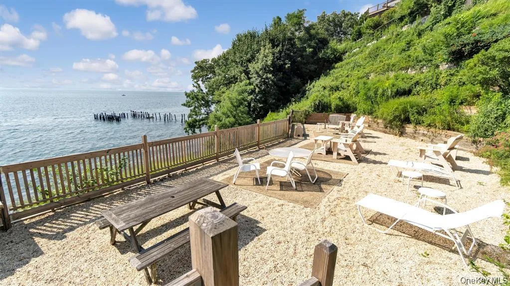 Waterfront sandy private Beach Waterfront sandy private Beach