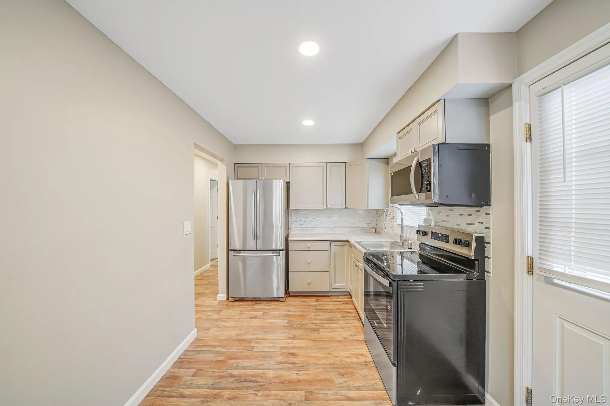130 5th Avenue, Islip, NY, 3 Bedrooms Bedrooms, 7 Rooms Rooms,1 BathroomBathrooms,Residential Lease,Idx,5th,0,955454 130 5th Avenue, Islip, NY, 3 Bedrooms Bedrooms, 7 Rooms Rooms,1 BathroomBathrooms,Residential Lease,Idx,5th,0,955454