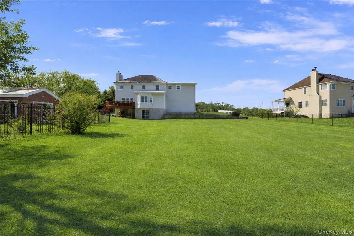 4 Picnic Woods Road, Lloyd, NY, 4 Bedrooms Bedrooms, 8 Rooms Rooms,2 BathroomsBathrooms,Residential,For Rent,Picnic Woods,0,955456 4 Picnic Woods Road, Lloyd, NY, 4 Bedrooms Bedrooms, 8 Rooms Rooms,2 BathroomsBathrooms,Residential,For Rent,Picnic Woods,0,955456
