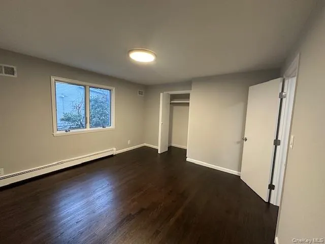 38 Avenue B, North Hempstead, NY, 2 Bedrooms Bedrooms, 4 Rooms Rooms,1 BathroomBathrooms,Residential Lease,Idx,Avenue B,0,955469 38 Avenue B, North Hempstead, NY, 2 Bedrooms Bedrooms, 4 Rooms Rooms,1 BathroomBathrooms,Residential Lease,Idx,Avenue B,0,955469