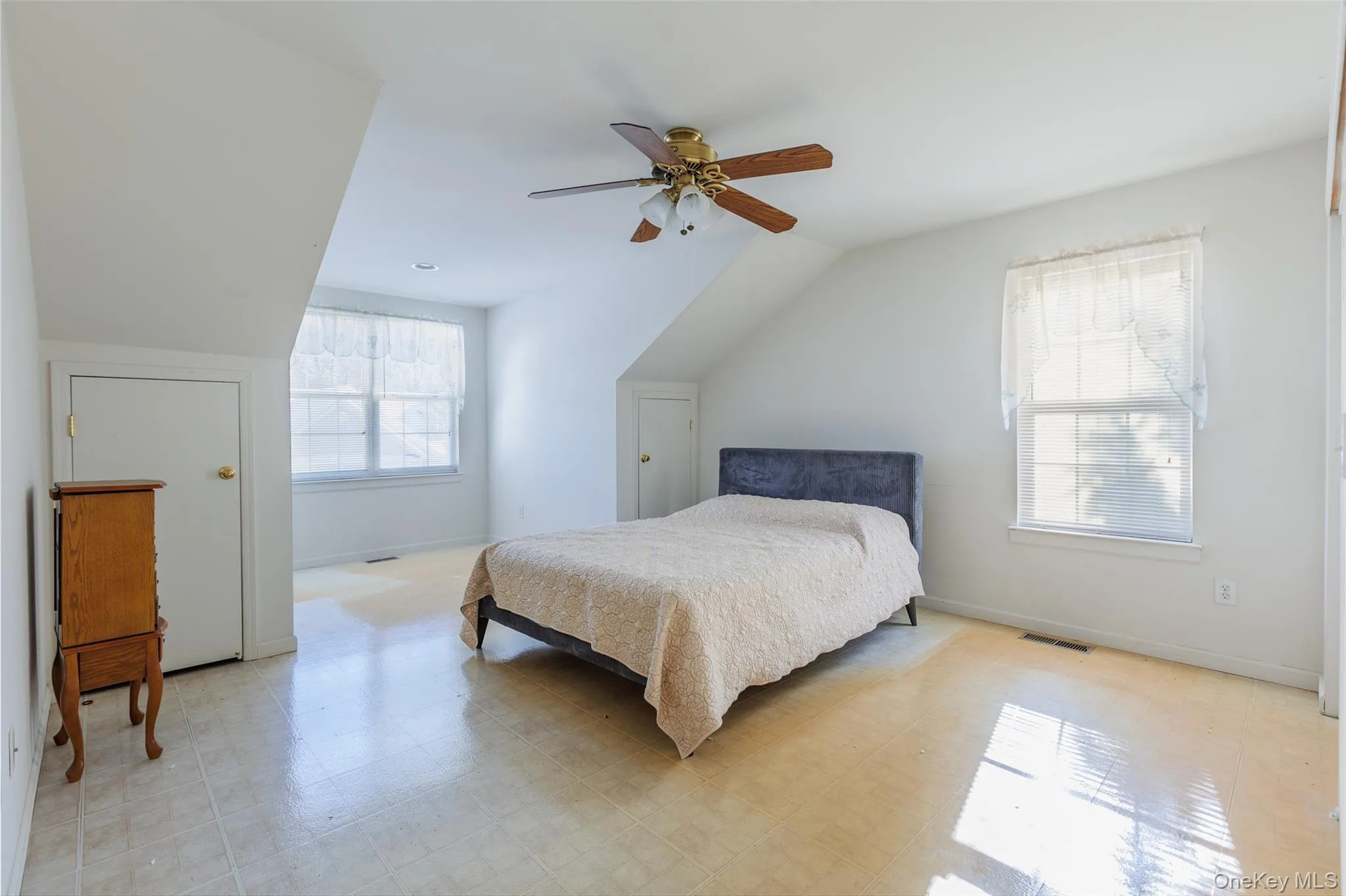 38 Gettysburg Drive, Brookhaven, NY, 2 Bedrooms Bedrooms, 5 Rooms Rooms,2 BathroomsBathrooms,Residential,For Rent,Gettysburg,0,955482 38 Gettysburg Drive, Brookhaven, NY, 2 Bedrooms Bedrooms, 5 Rooms Rooms,2 BathroomsBathrooms,Residential,For Rent,Gettysburg,0,955482