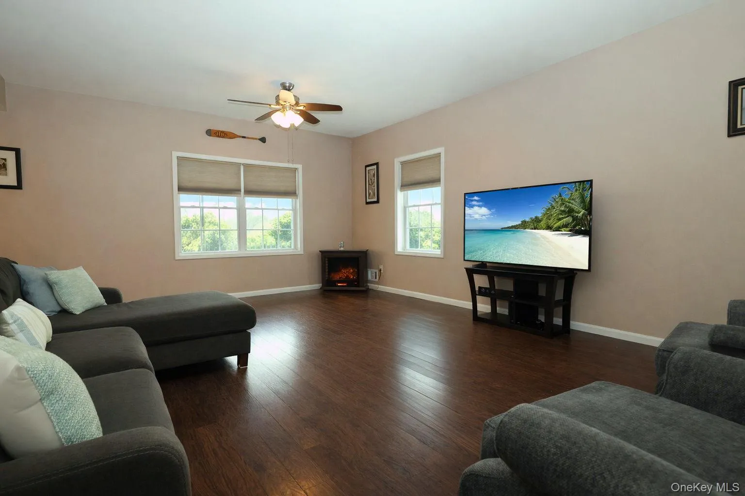1 Decker Farm Road, Thompson, NY, 3 Bedrooms Bedrooms, 7 Rooms Rooms,2 BathroomsBathrooms,Residential Sale,For Rent,Decker Farm,0,955493 1 Decker Farm Road, Thompson, NY, 3 Bedrooms Bedrooms, 7 Rooms Rooms,2 BathroomsBathrooms,Residential Sale,For Rent,Decker Farm,0,955493