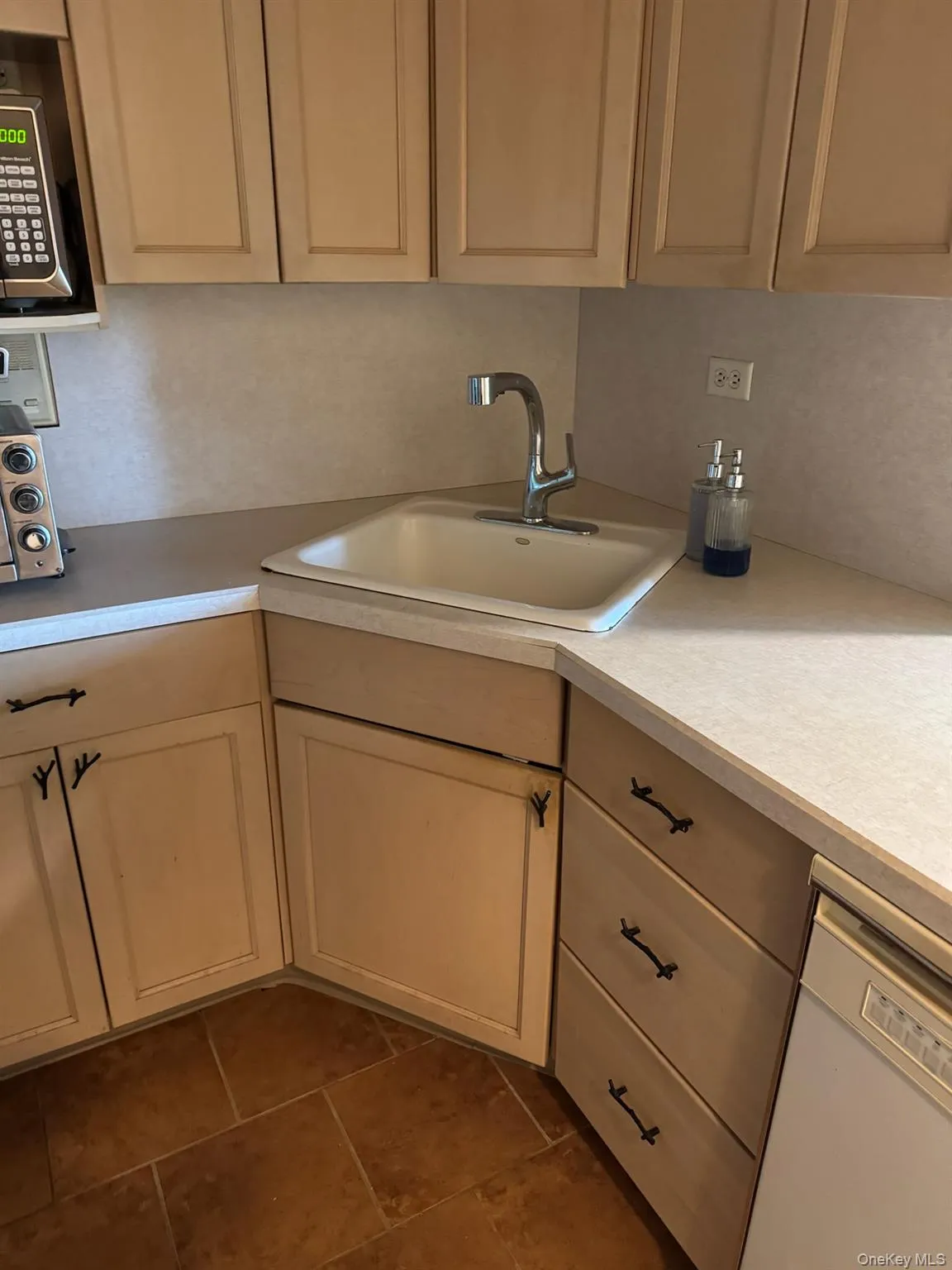 615 Palmer Road, Yonkers, NY, 1 Room Rooms,1 BathroomBathrooms,Residential,For Rent,Palmer,0,955517 615 Palmer Road, Yonkers, NY, 1 Room Rooms,1 BathroomBathrooms,Residential,For Rent,Palmer,0,955517