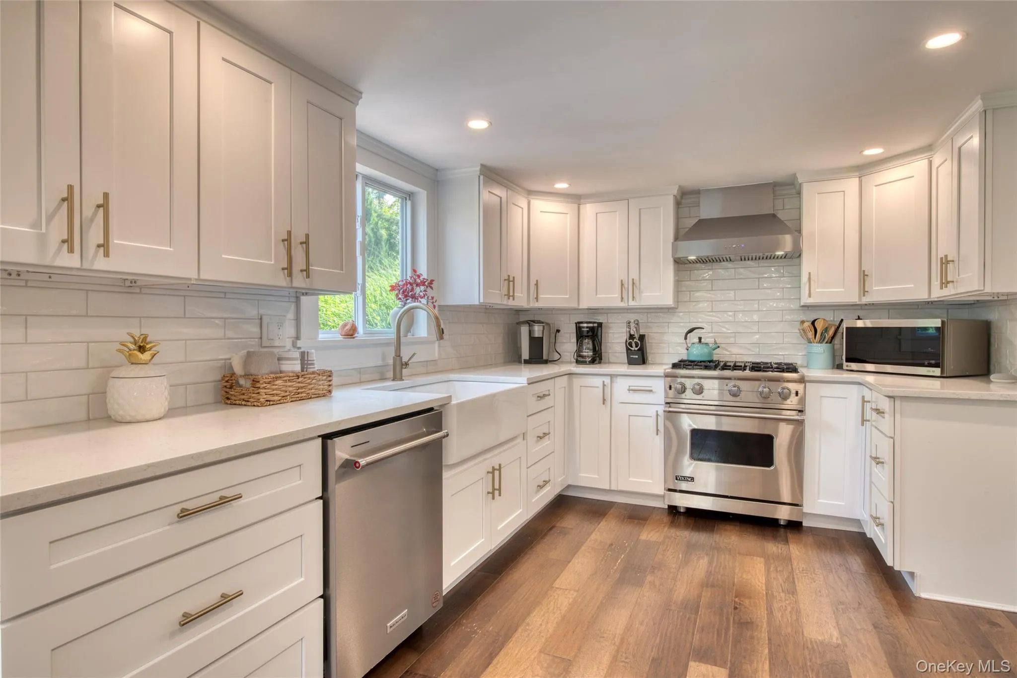 321 Bridge Street, Southold, NY, 3 Bedrooms Bedrooms, 7 Rooms Rooms,3 BathroomsBathrooms,Residential,For Rent,Bridge,0,955522 321 Bridge Street, Southold, NY, 3 Bedrooms Bedrooms, 7 Rooms Rooms,3 BathroomsBathrooms,Residential,For Rent,Bridge,0,955522