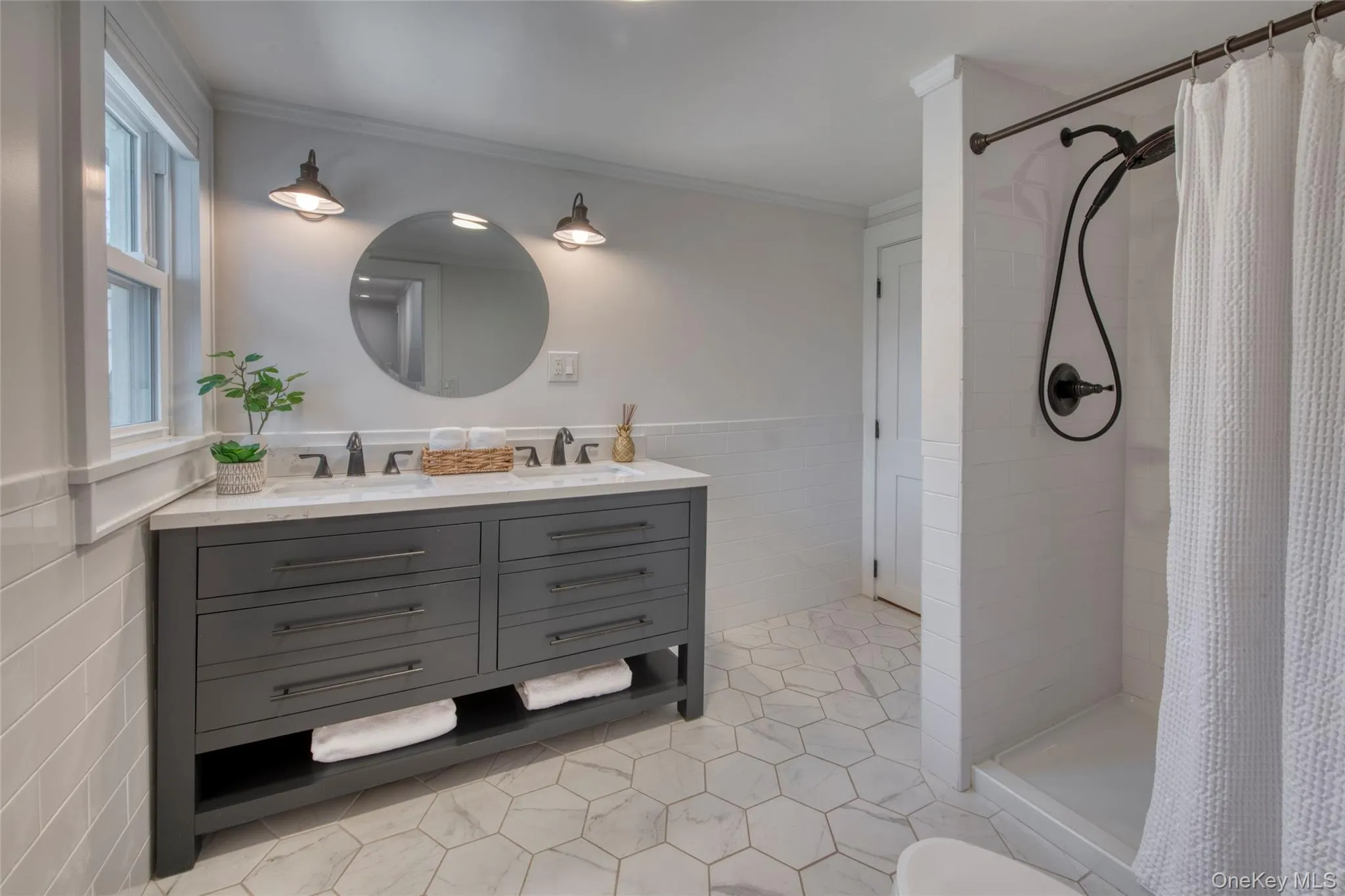 321 Bridge Street, Southold, NY, 3 Bedrooms Bedrooms, 7 Rooms Rooms,3 BathroomsBathrooms,Residential,For Rent,Bridge,0,955522 321 Bridge Street, Southold, NY, 3 Bedrooms Bedrooms, 7 Rooms Rooms,3 BathroomsBathrooms,Residential,For Rent,Bridge,0,955522