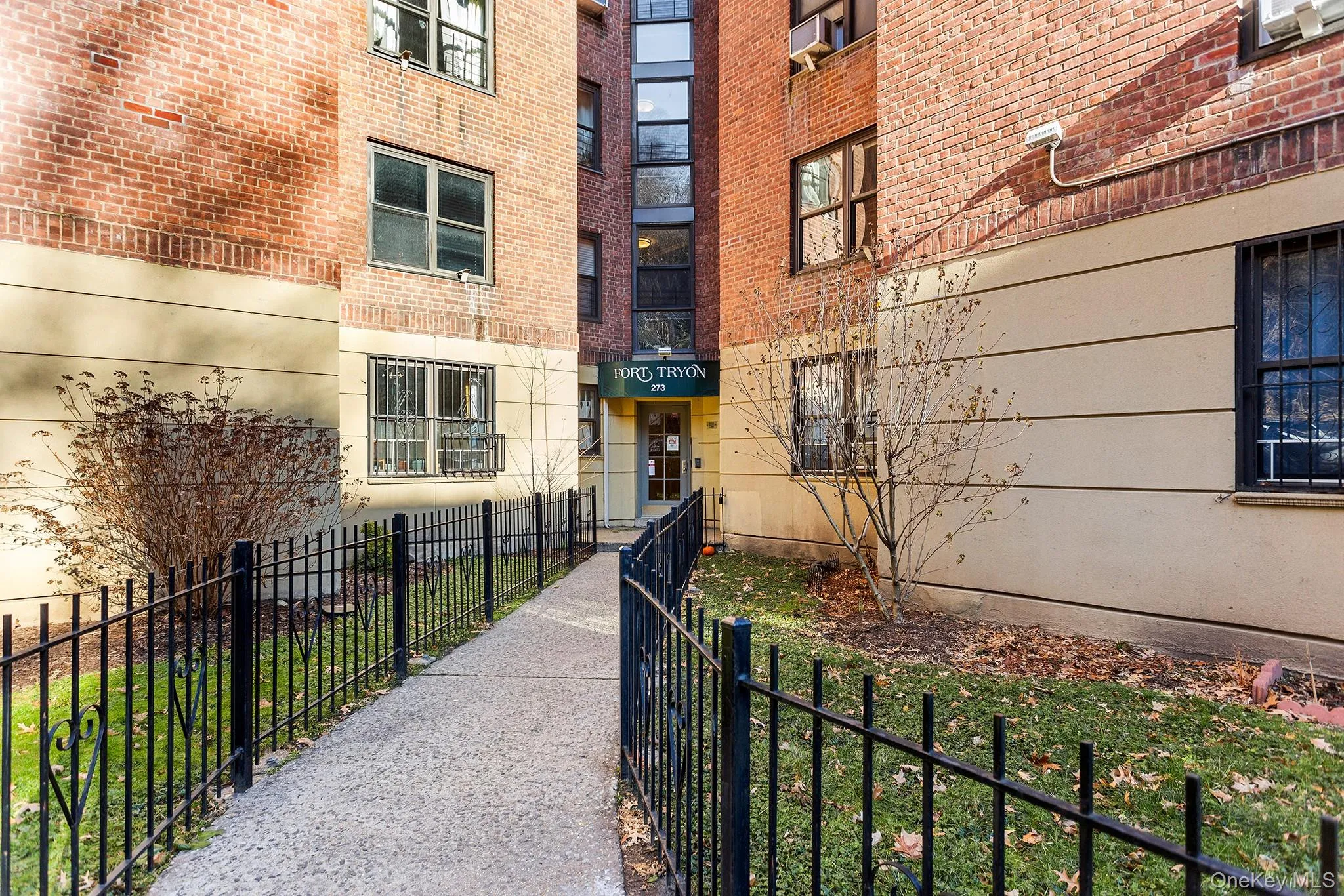273 Bennett Avenue, New York, NY, 2 Bedrooms Bedrooms, 4 Rooms Rooms,1 BathroomBathrooms,Residential,For Rent,Bennett,0,955546 273 Bennett Avenue, New York, NY, 2 Bedrooms Bedrooms, 4 Rooms Rooms,1 BathroomBathrooms,Residential,For Rent,Bennett,0,955546
