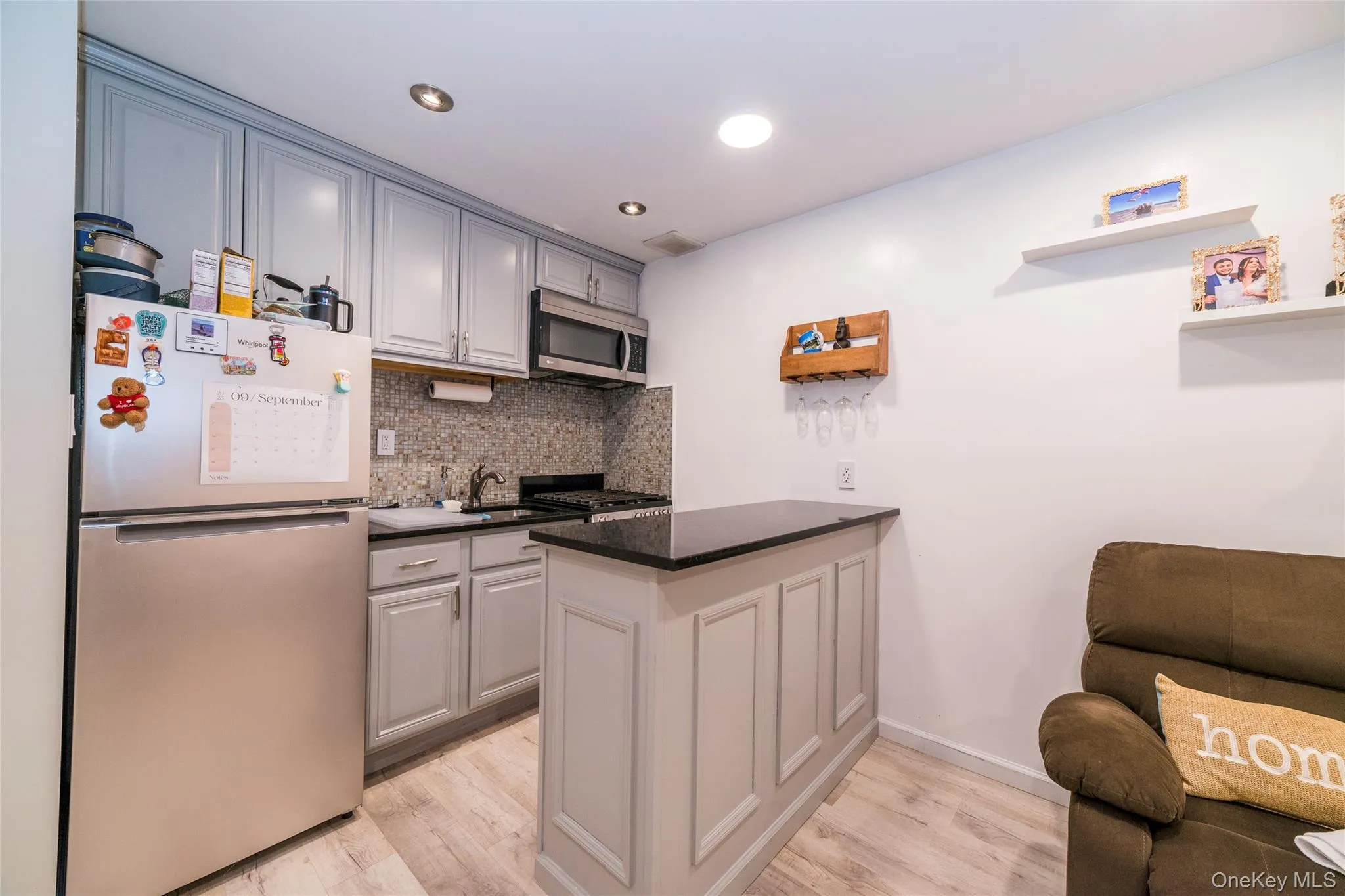 2261 Palmer Avenue, New Rochelle, NY, 2 Rooms Rooms,1 BathroomBathrooms,Residential Lease,For Rent,Palmer,0,955554 2261 Palmer Avenue, New Rochelle, NY, 2 Rooms Rooms,1 BathroomBathrooms,Residential Lease,For Rent,Palmer,0,955554