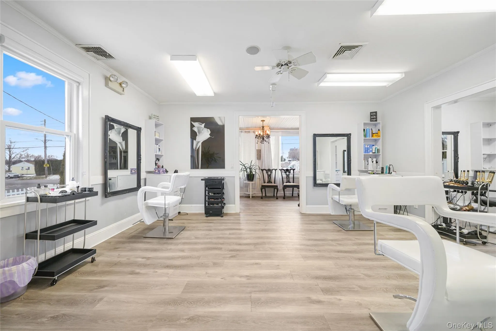 Main area of retail/office space Main area of retail/office space