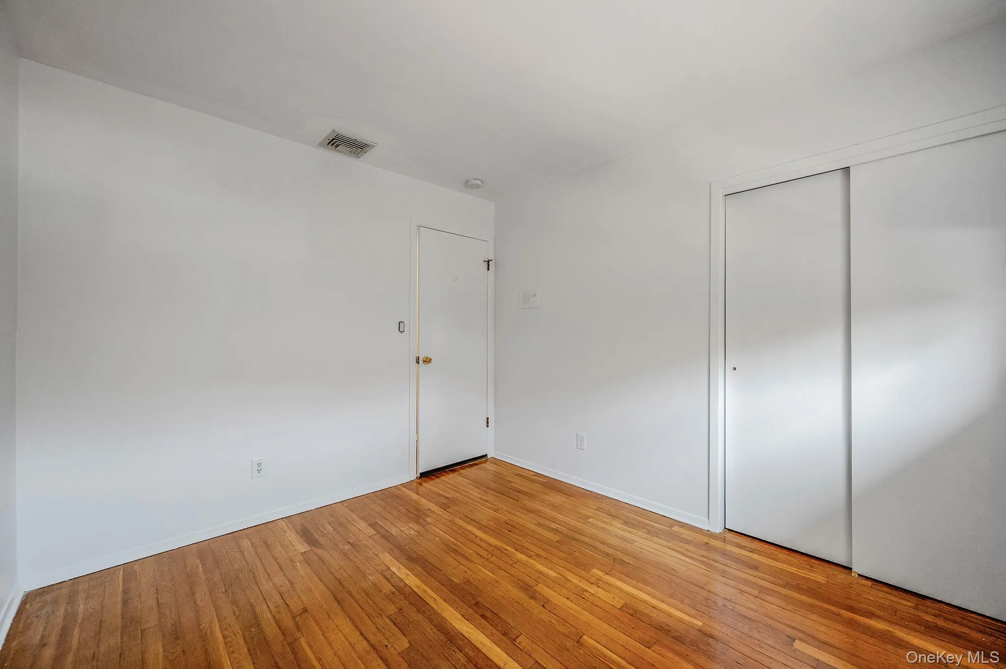 23 Princeton Drive, Huntington, NY, 3 Bedrooms Bedrooms, 7 Rooms Rooms,2 BathroomsBathrooms,Residential Lease,For Rent,Princeton,0,955577 23 Princeton Drive, Huntington, NY, 3 Bedrooms Bedrooms, 7 Rooms Rooms,2 BathroomsBathrooms,Residential Lease,For Rent,Princeton,0,955577