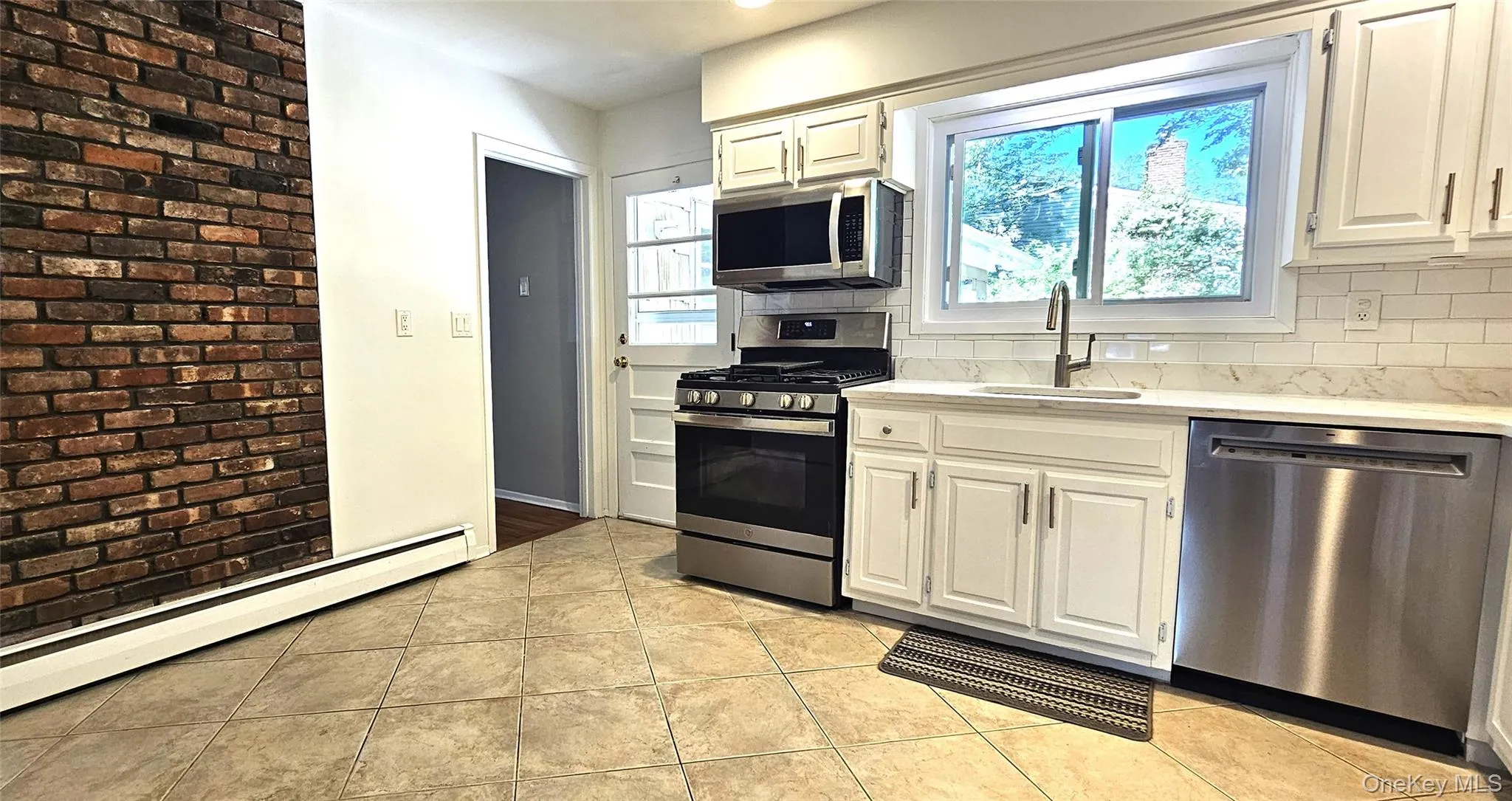 23 Princeton Drive, Huntington, NY, 3 Bedrooms Bedrooms, 7 Rooms Rooms,2 BathroomsBathrooms,Residential Lease,For Rent,Princeton,0,955577 23 Princeton Drive, Huntington, NY, 3 Bedrooms Bedrooms, 7 Rooms Rooms,2 BathroomsBathrooms,Residential Lease,For Rent,Princeton,0,955577