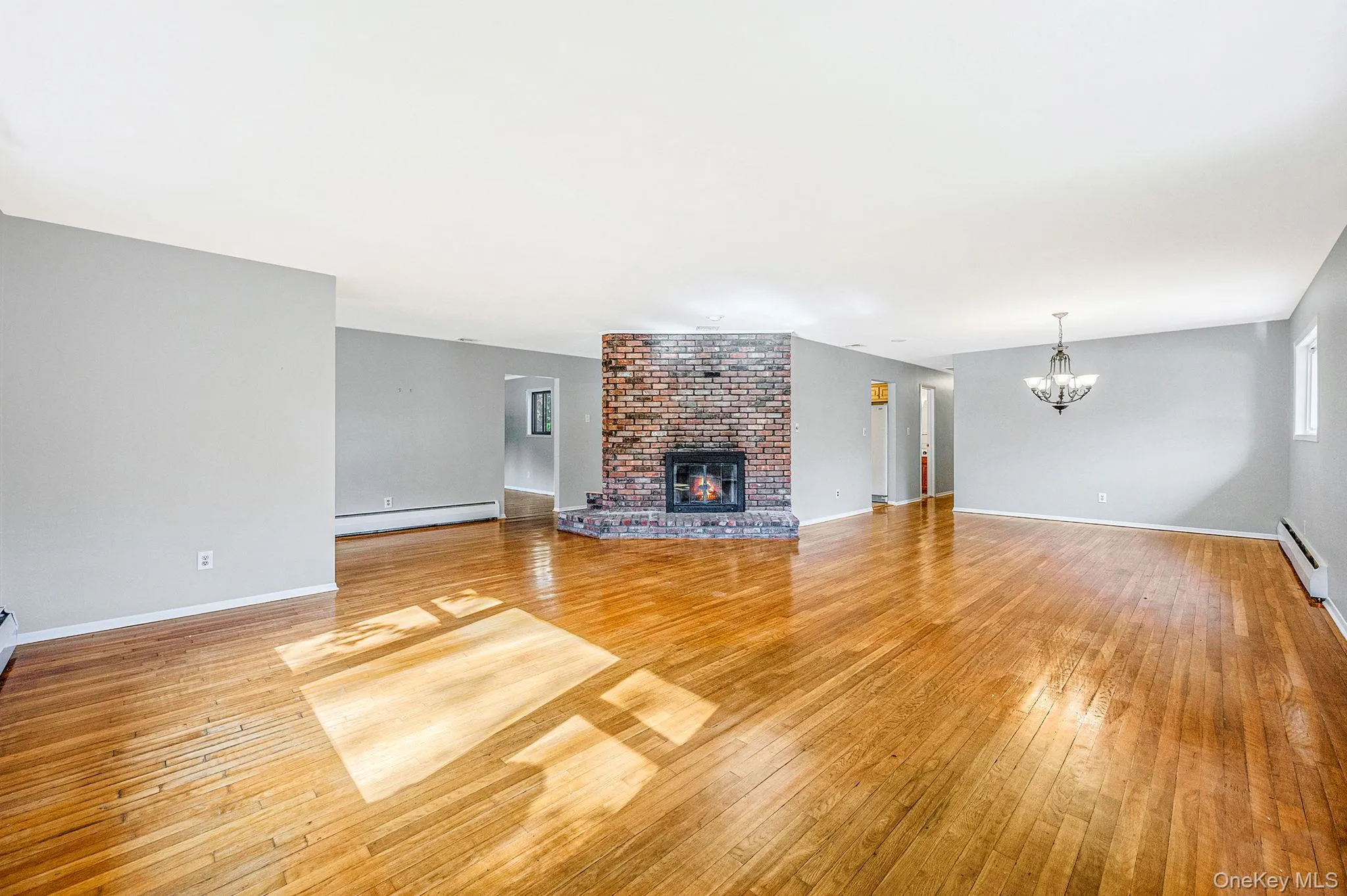 23 Princeton Drive, Huntington, NY, 3 Bedrooms Bedrooms, 7 Rooms Rooms,2 BathroomsBathrooms,Residential Lease,For Rent,Princeton,0,955577 23 Princeton Drive, Huntington, NY, 3 Bedrooms Bedrooms, 7 Rooms Rooms,2 BathroomsBathrooms,Residential Lease,For Rent,Princeton,0,955577