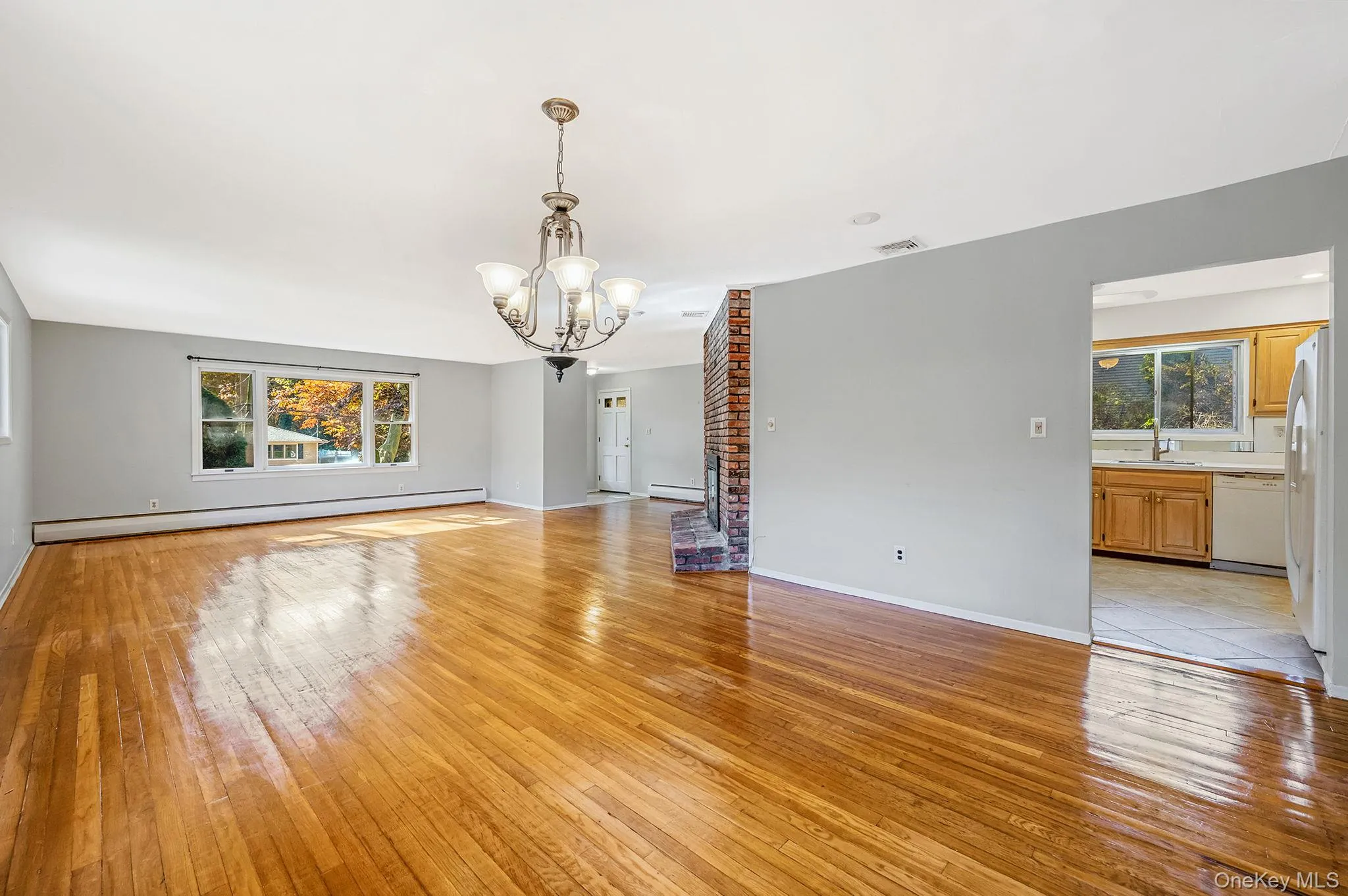 23 Princeton Drive, Huntington, NY, 3 Bedrooms Bedrooms, 7 Rooms Rooms,2 BathroomsBathrooms,Residential Lease,For Rent,Princeton,0,955577 23 Princeton Drive, Huntington, NY, 3 Bedrooms Bedrooms, 7 Rooms Rooms,2 BathroomsBathrooms,Residential Lease,For Rent,Princeton,0,955577