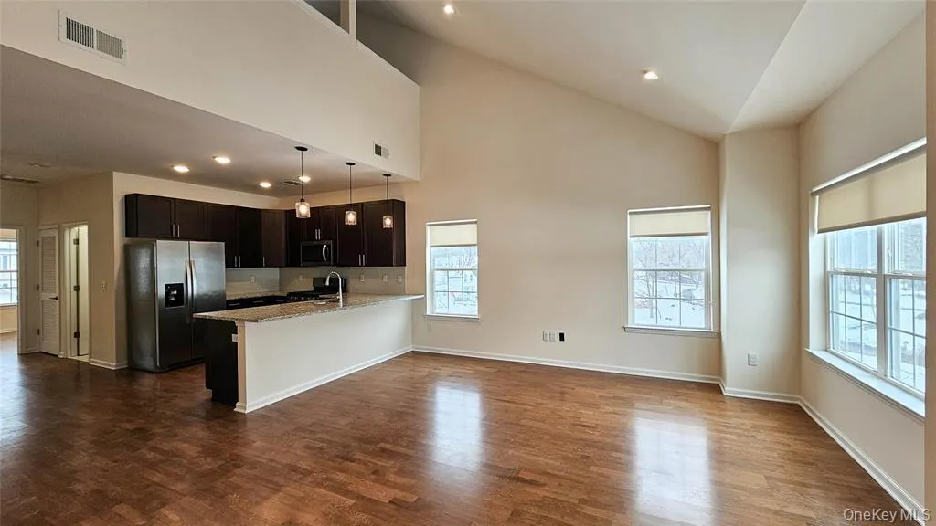 260 Main Street, Goshen, NY, 2 Bedrooms Bedrooms, 6 Rooms Rooms,2 BathroomsBathrooms,Residential Lease,For Rent,Main,0,955581 260 Main Street, Goshen, NY, 2 Bedrooms Bedrooms, 6 Rooms Rooms,2 BathroomsBathrooms,Residential Lease,For Rent,Main,0,955581