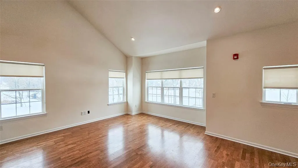 260 Main Street, Goshen, NY, 2 Bedrooms Bedrooms, 6 Rooms Rooms,2 BathroomsBathrooms,Residential Lease,For Rent,Main,0,955581 260 Main Street, Goshen, NY, 2 Bedrooms Bedrooms, 6 Rooms Rooms,2 BathroomsBathrooms,Residential Lease,For Rent,Main,0,955581