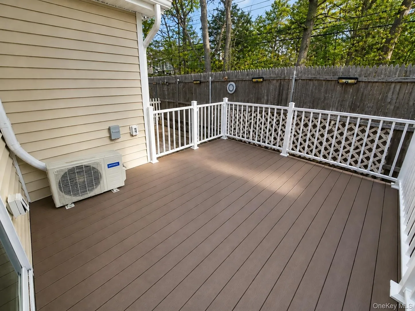 21 Village Circle, Brookhaven, NY, 2 Bedrooms Bedrooms, 4 Rooms Rooms,1 BathroomBathrooms,Residential,For Rent,Village,0,955586 21 Village Circle, Brookhaven, NY, 2 Bedrooms Bedrooms, 4 Rooms Rooms,1 BathroomBathrooms,Residential,For Rent,Village,0,955586