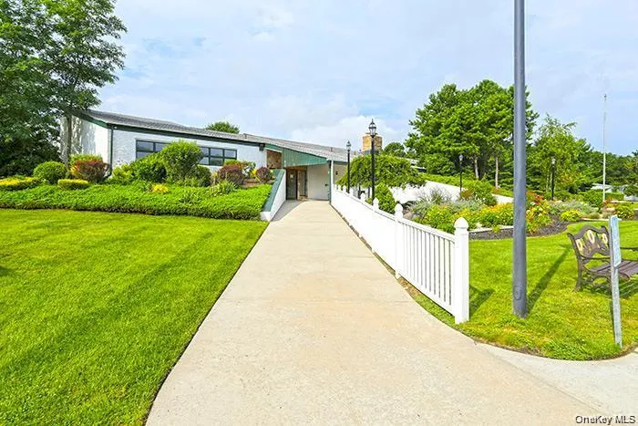 21 Village Circle, Brookhaven, NY, 2 Bedrooms Bedrooms, 4 Rooms Rooms,1 BathroomBathrooms,Residential,For Rent,Village,0,955586 21 Village Circle, Brookhaven, NY, 2 Bedrooms Bedrooms, 4 Rooms Rooms,1 BathroomBathrooms,Residential,For Rent,Village,0,955586