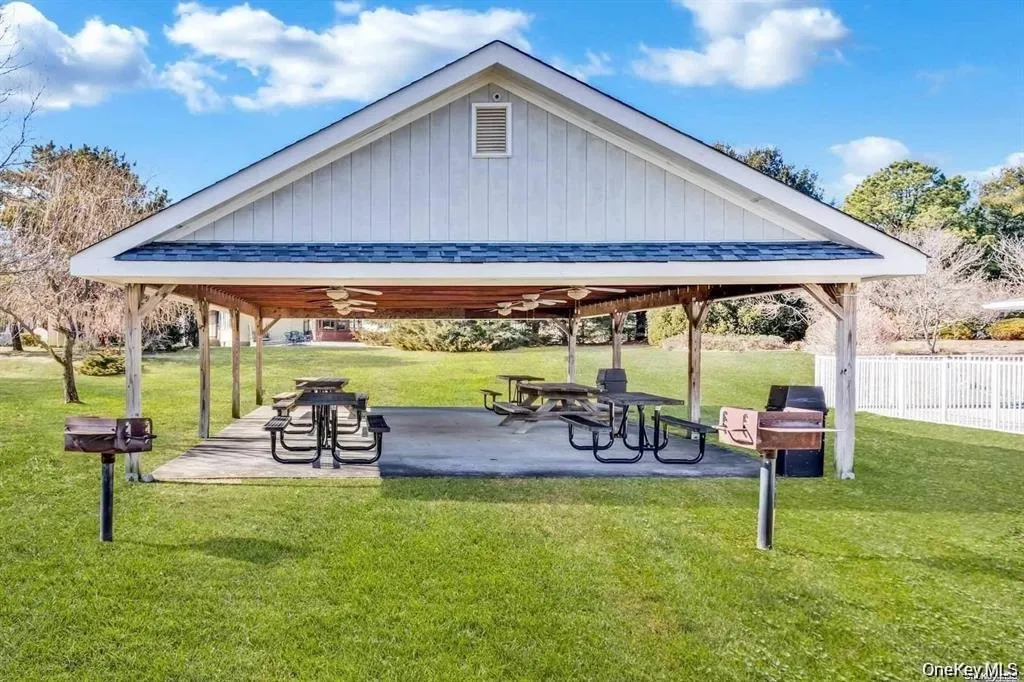 21 Village Circle, Brookhaven, NY, 2 Bedrooms Bedrooms, 4 Rooms Rooms,1 BathroomBathrooms,Residential,For Rent,Village,0,955586 21 Village Circle, Brookhaven, NY, 2 Bedrooms Bedrooms, 4 Rooms Rooms,1 BathroomBathrooms,Residential,For Rent,Village,0,955586