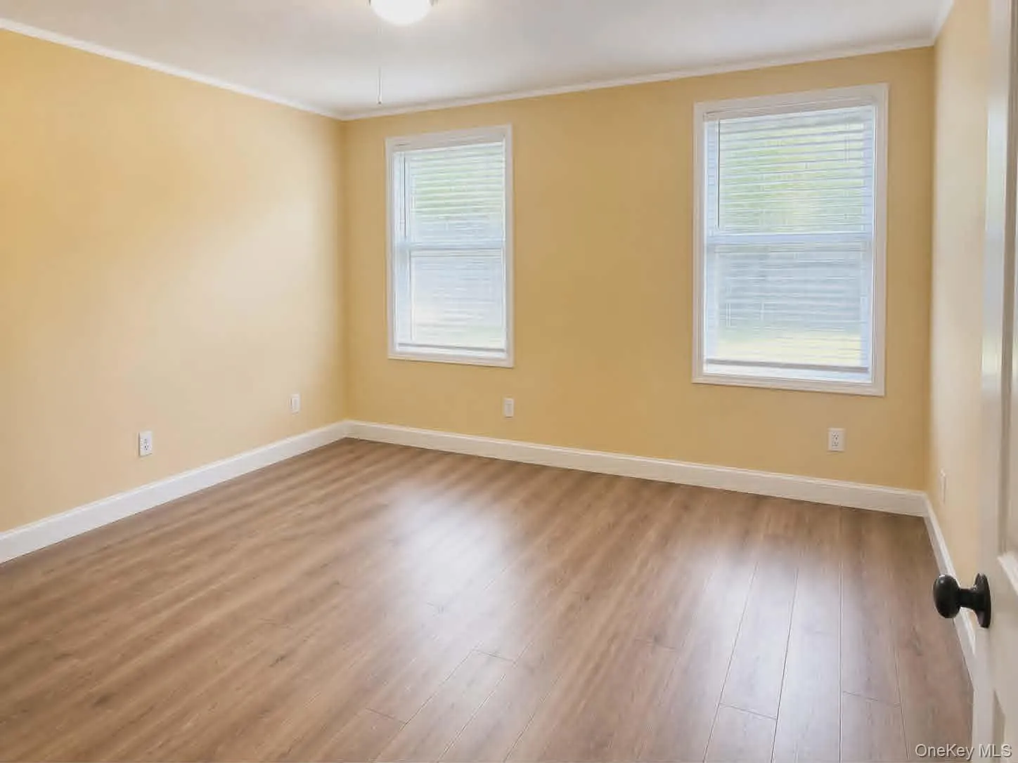 21 Village Circle, Brookhaven, NY, 2 Bedrooms Bedrooms, 4 Rooms Rooms,1 BathroomBathrooms,Residential,For Rent,Village,0,955586 21 Village Circle, Brookhaven, NY, 2 Bedrooms Bedrooms, 4 Rooms Rooms,1 BathroomBathrooms,Residential,For Rent,Village,0,955586