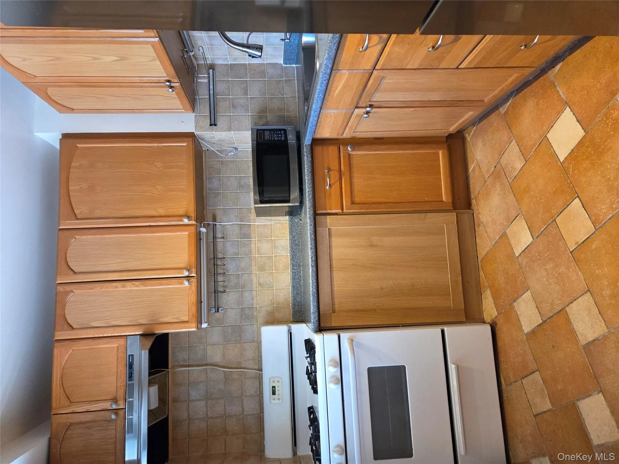 61-25 97th Street, New York, NY, 3 Rooms Rooms,1 BathroomBathrooms,Residential Lease,For Rent,97th,0,955607 61-25 97th Street, New York, NY, 3 Rooms Rooms,1 BathroomBathrooms,Residential Lease,For Rent,97th,0,955607