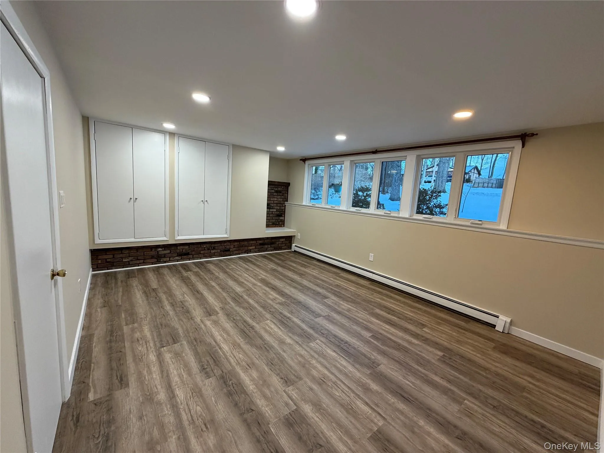 Living Area Living Area